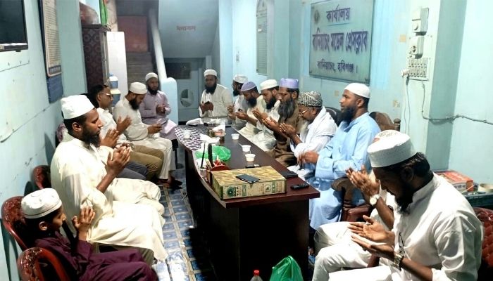 বানিয়াচংয়ে প্রেসক্লাবের সাথে জমিয়ত প্রার্থী মুফতি রিয়াদের মতবিনিময় সভা