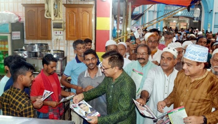 ধানের শীষের প্রচারণায় খন্দকার মুক্তাদির