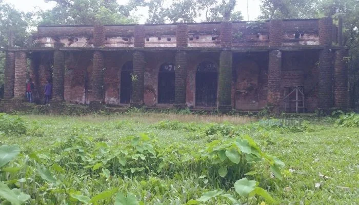 তিনশ বছরের সাক্ষী জকিগঞ্জের সাজিদ রাজার বাড়ি